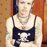 barely-evil/sexy_tattoo_punk_girl_strips_skull_gear-090811/pthumbs/barelyevil09.jpg