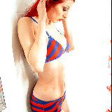 barely-evil/showering_redhead_in_striped_bikini-120709/pthumbs/yol003_028.jpg