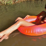 bikini-heat/1009-01-skinny_dipping_fun/pthumbs/10.jpg