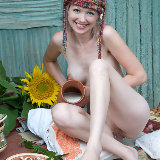 just-nude/518_liona_ukraine_food/pthumbs/11-ea76.jpg