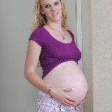 pregnant-kristi/3-naughty_pregnant_schoolgirl-090312/pthumbs/5.jpg