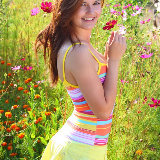 showy-beauty/8479-karolina-flower_color-111114/pthumbs/bp_007.jpg