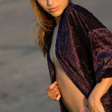 smut-makers/elina-outdoors_sexy_robe-120112/pthumbs/010.jpg