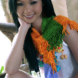 thai-cuties/lin_si_yee-5-striped_scarf-122013/pthumbs/thai_cuties_lin_si_yee_set5_01.jpg