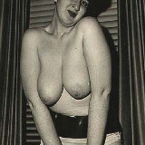 vintage-classic-porn/24550-30s_big_vintage_breasts/pthumbs/1.jpg
