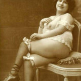 vintage-classic-porn/35387-20s_girls_in_garters/pthumbs/10.jpg