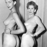 vintage-classic-porn/35924-40s_more_than_one/pthumbs/9.jpg