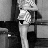 vintage-classic-porn/38072-60s_girls_in_stockings/pthumbs/10.jpg