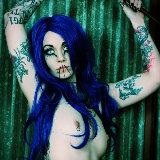 gothic-babes/blue_haired_wild-tattooed_gothic-092414/pthumbs/gothicsluts05.jpg