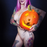 gothic-babes/busty-tattoo_pinup-pumpkin-halloween-102618/pthumbs/gothicsluts11.jpg