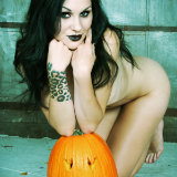 gothic-babes/gothic_halloween_pinup_babe-101913/pthumbs/gothicsluts01.jpg