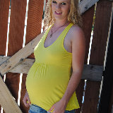 pregnant-kristi/2067-kristi-yellow_top_tease-121412/pthumbs/01.jpg