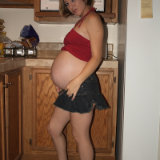 pregnant-kristi/8-25_weeks_pregnant-040210/pthumbs/04.jpg