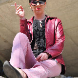 smoking-mina/19-mina-pink_jeans_smoke-102612/pthumbs/13.jpg