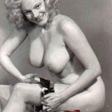 vintage-classic-porn/48529-50s_busty_girls-071212/pthumbs/11.jpg